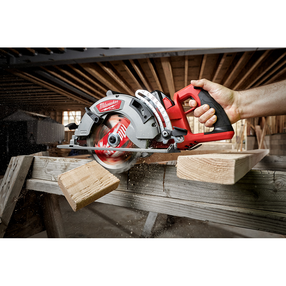 Milwaukee rear discount handle saw kit